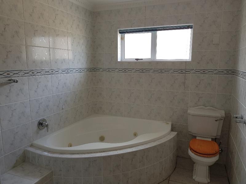 To Let 4 Bedroom Property for Rent in Haasendal Western Cape